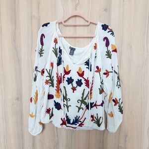 Chelsea & Theodore Embroidered Floral Blouse XL White Peasant Boho Cottage Artsy